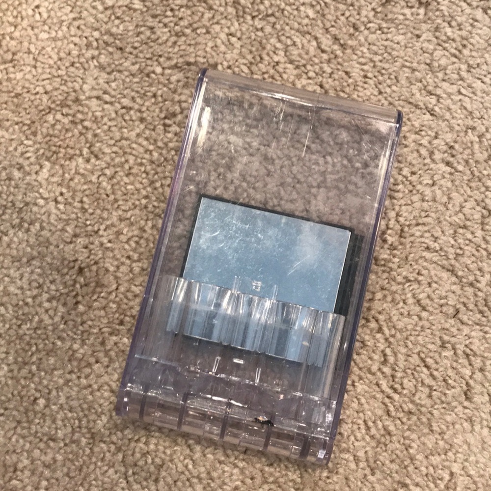 Brush organizer